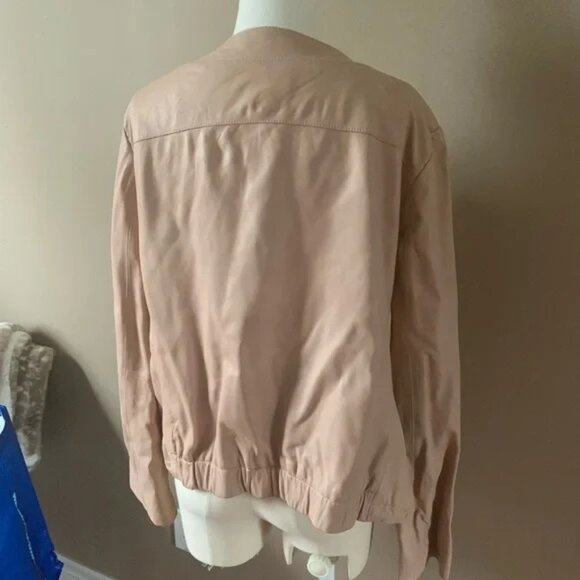 GAP Leather Bomber Jacket - Picture 3 of 4